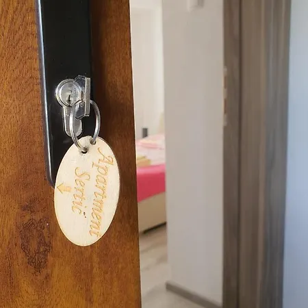 Apartments Sertic 4 Stars Poljanak Exterior photo