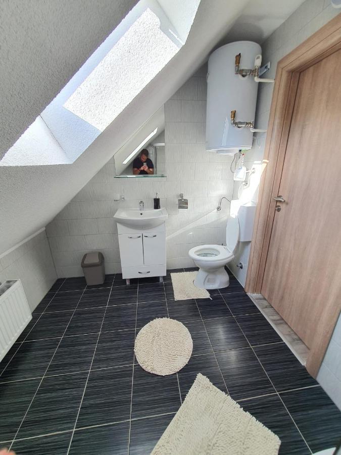 Sertic Apartment *